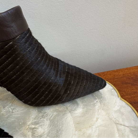 Kenneth Cole Brown Leather Faux Fur Stiletto Booties Sz 10 - Picture 4 of 16